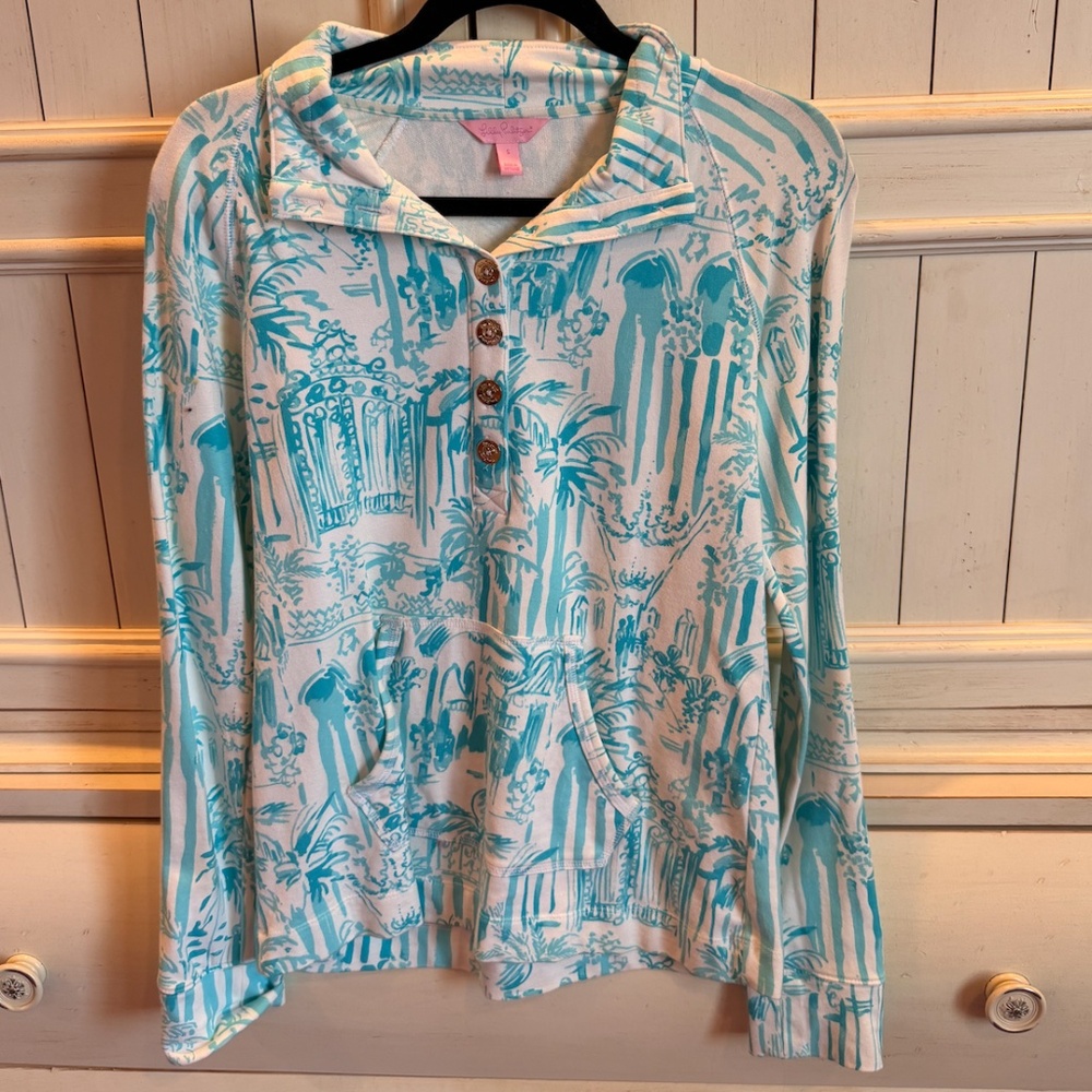 Lilly Pulitzer Pull-over